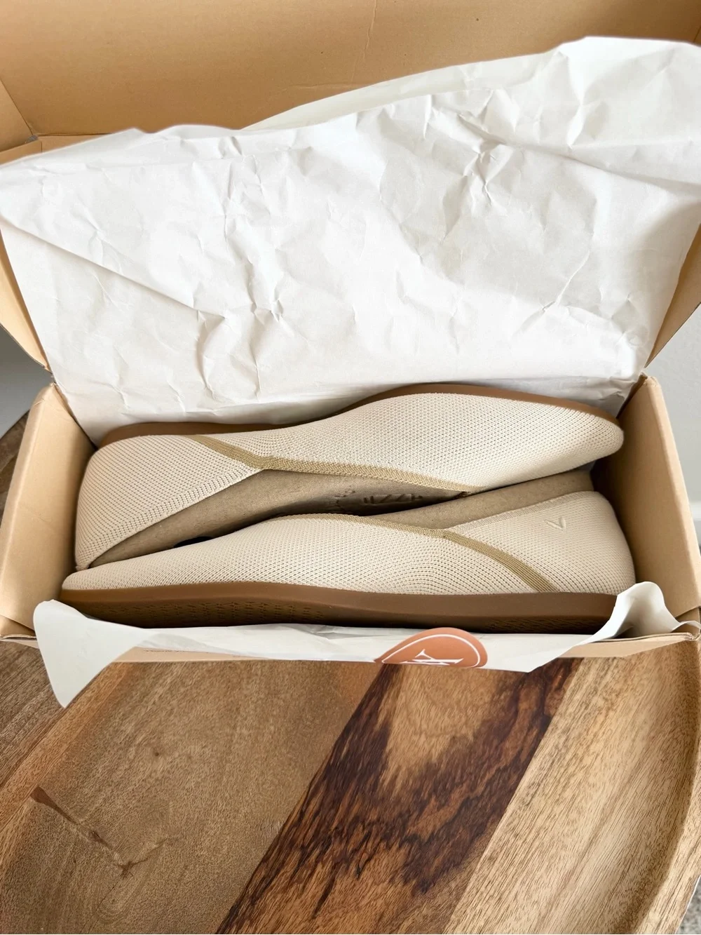 NEW Vivaia Vienna 2.0 Flats 8.5